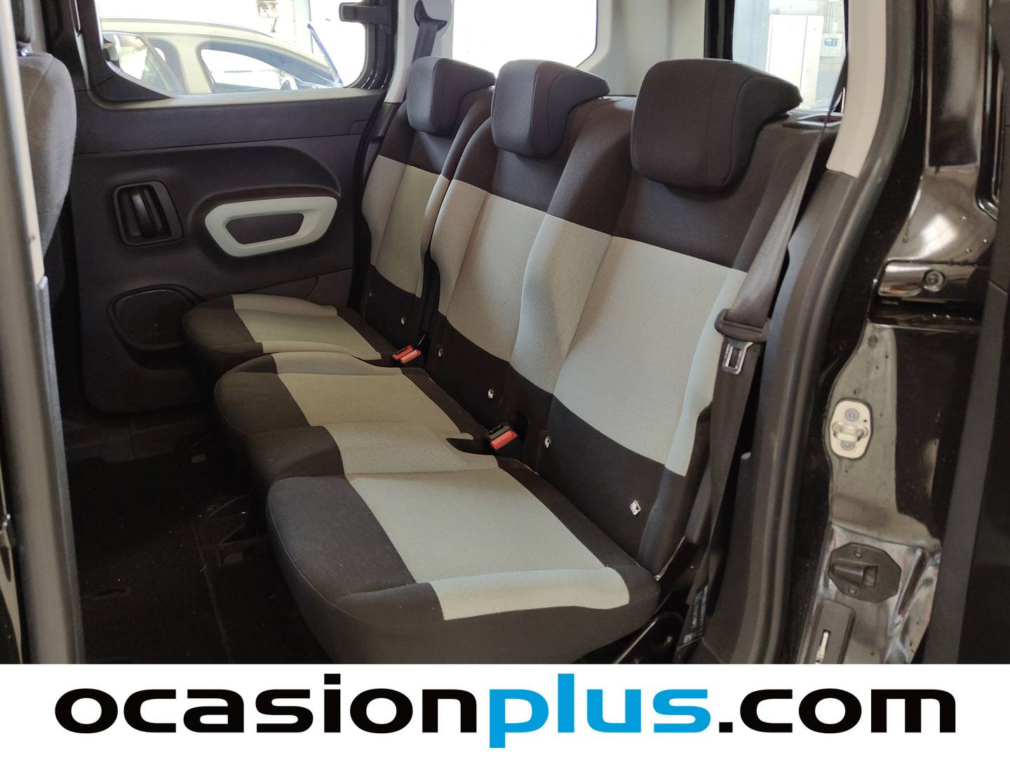 Foto asientos traseros Citroën Berlingo Citroën Berlingo Combi BlueHDi 100 Talla M Feel (100 CV)
