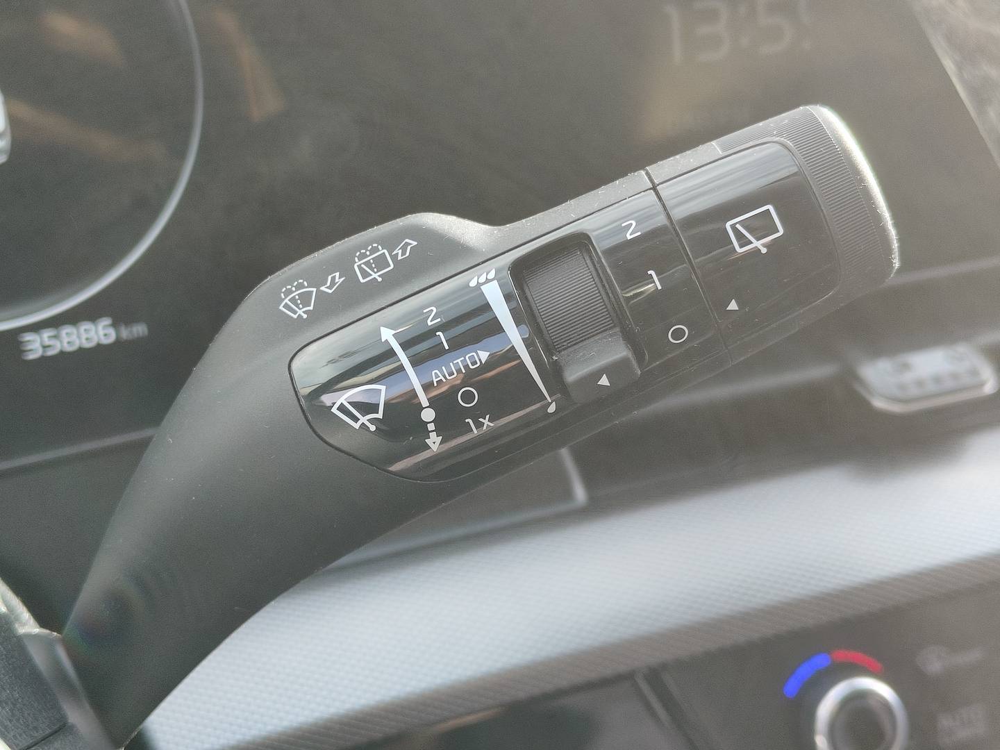 Foto KIA Sportage Kia Sportage 1.6 T-GDi MHEV Tech 4x2 (150 CV)