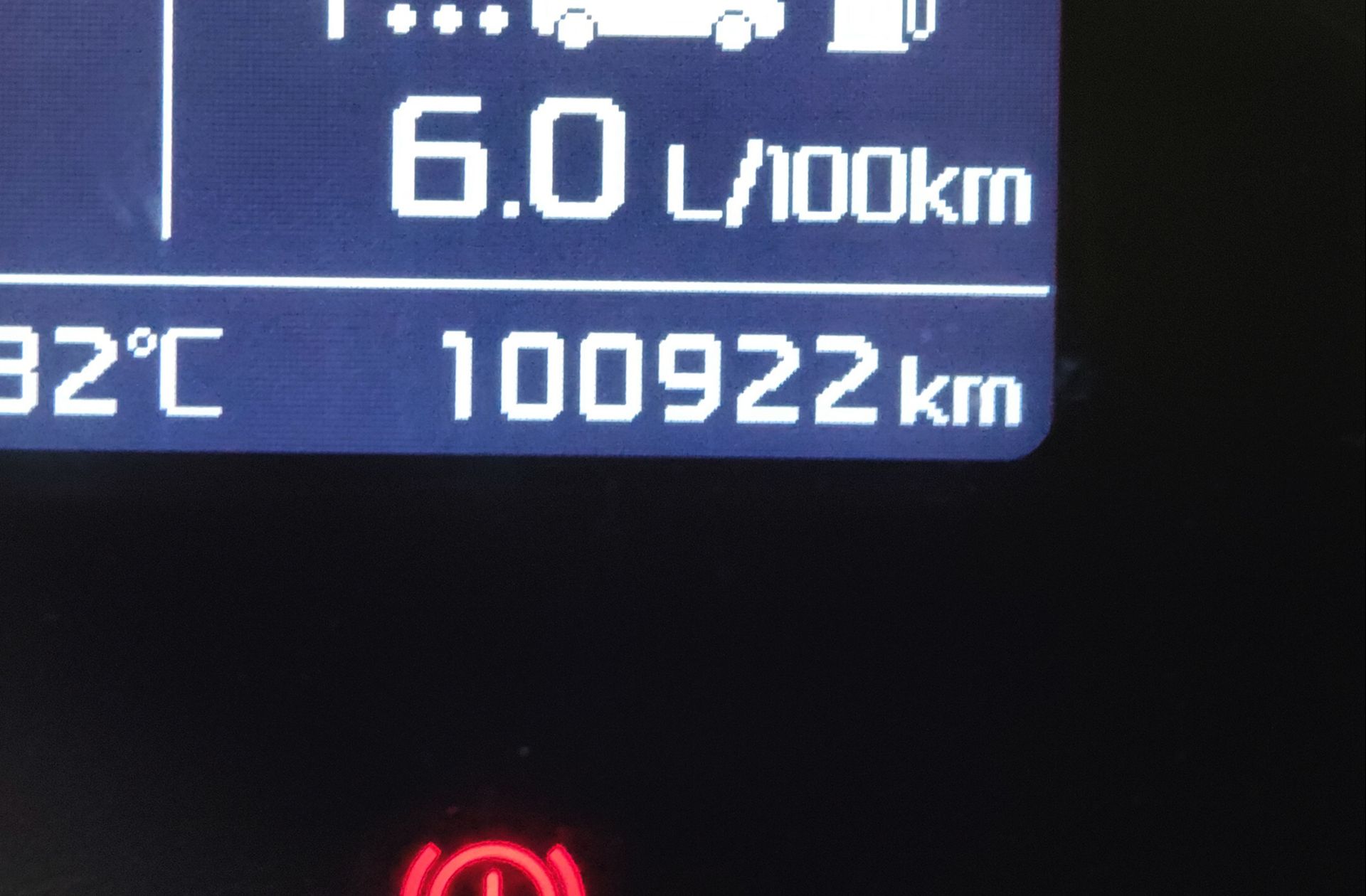 Kia Carens 1.7 CRDi VGT Eco-Dynam x-Tech - foto 9