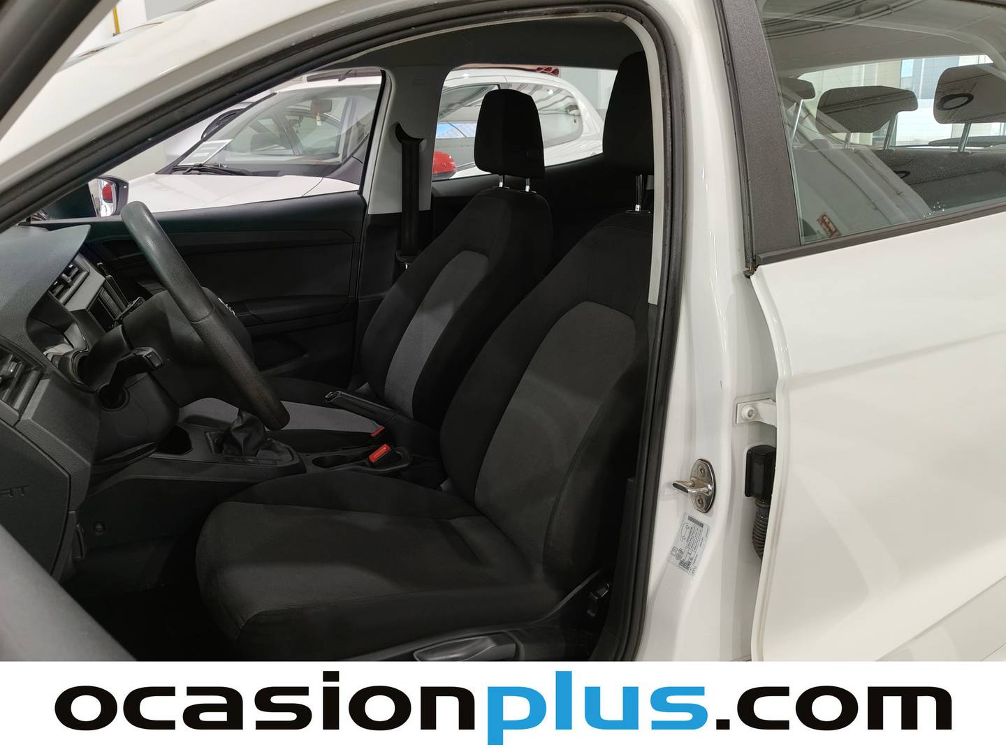 Foto asientos delanteros Seat Ibiza SEAT Ibiza 1.0 TSI S&S Reference Plus (95 CV)