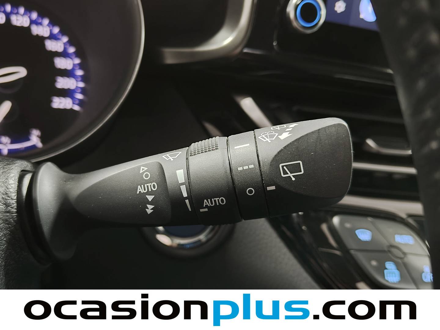 Foto Toyota C-HR Toyota C-HR 180H Advance  (184 CV)