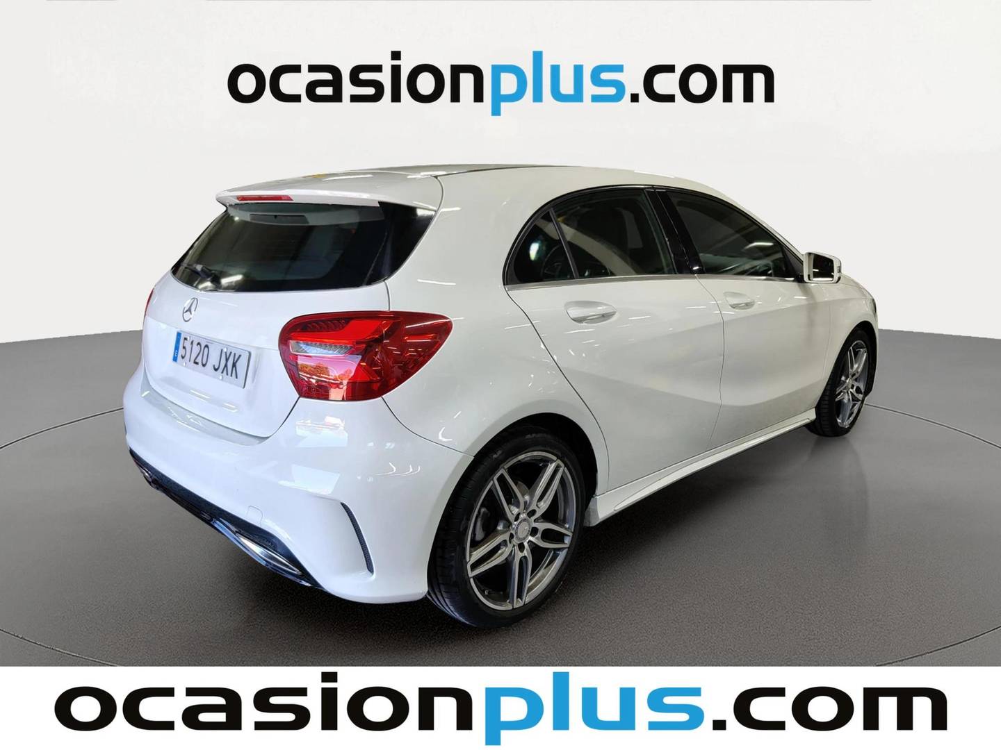 Foto trasera Mercedes Clase A Mercedes Clase A 200 d (136 CV) Pack AMG derecha