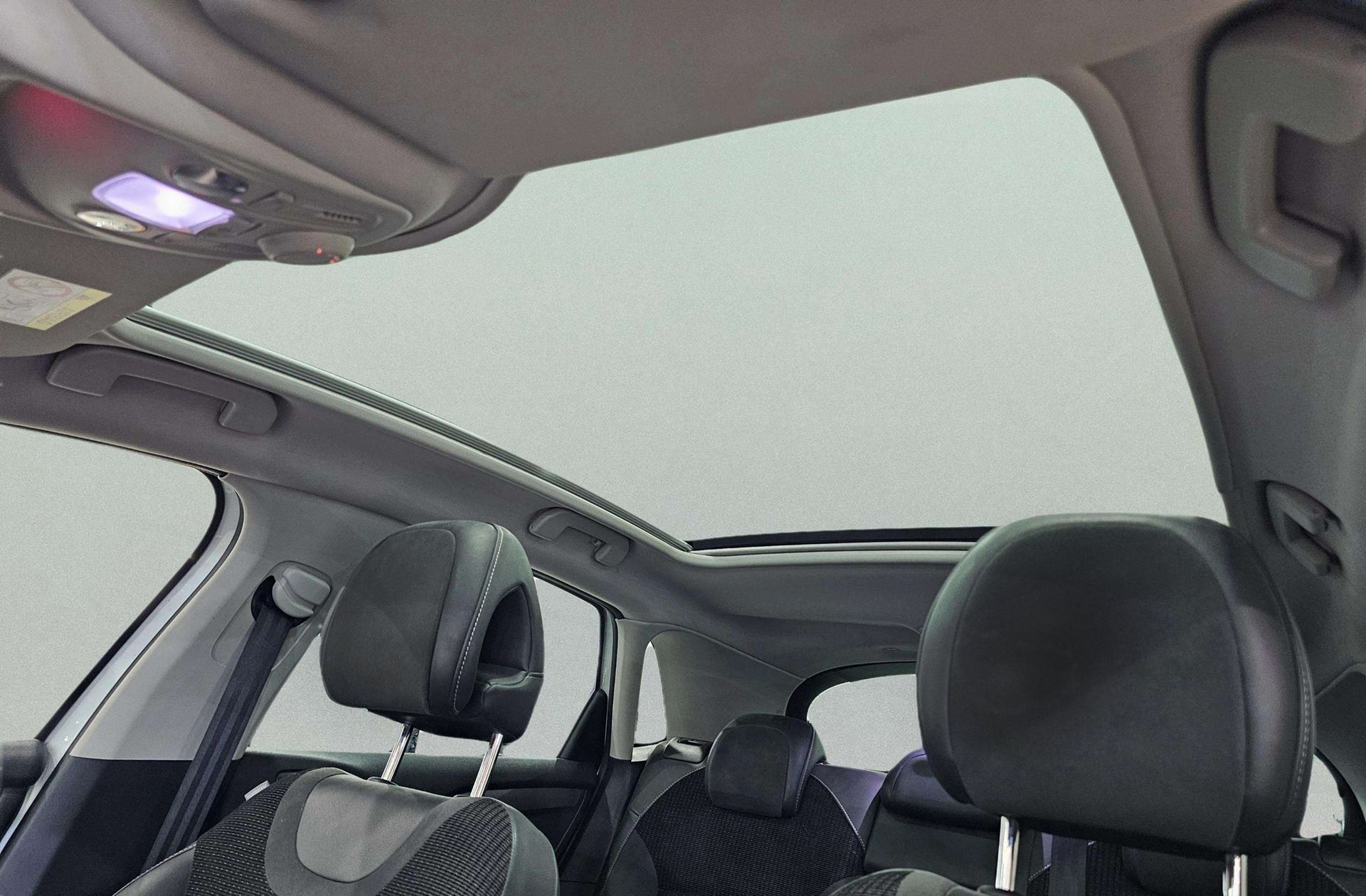 Citroën C4 BlueHDi 120 Shine - foto 6