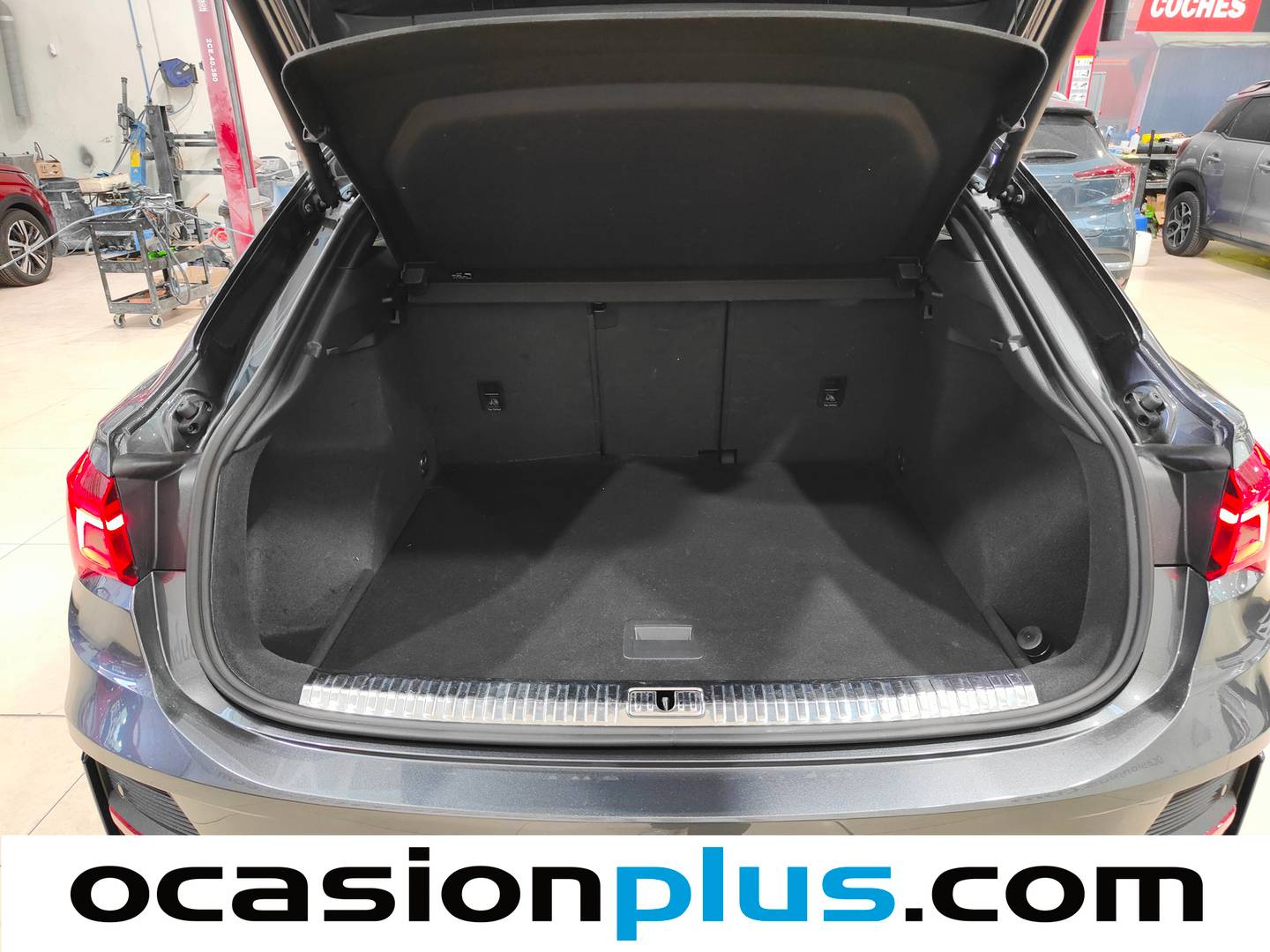 Fotos maletero Audi Q3 Sportback Audi Q3 Sportback Black Line 40 TDI Quattro (200 CV) S Tronic S-Line