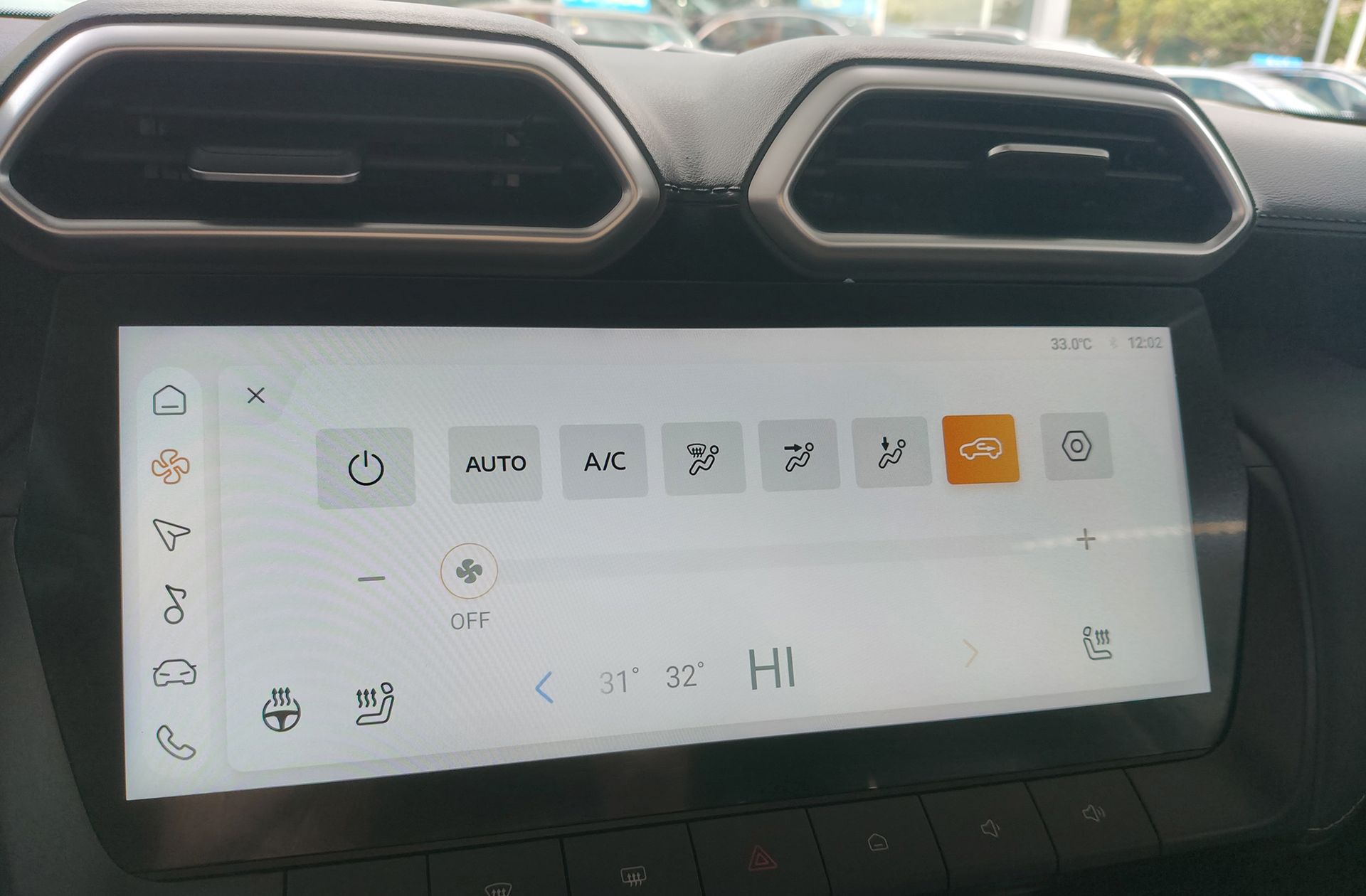 MG ZS 1.5 Hybrid+ Luxury - foto 32