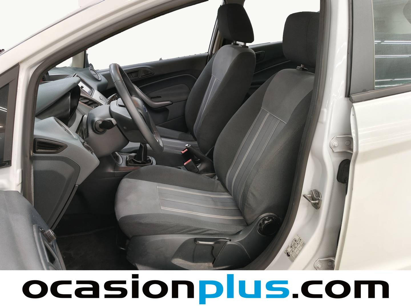 Foto asientos delanteros Ford Fiesta Ford Fiesta 1.25 Trend (82 CV)