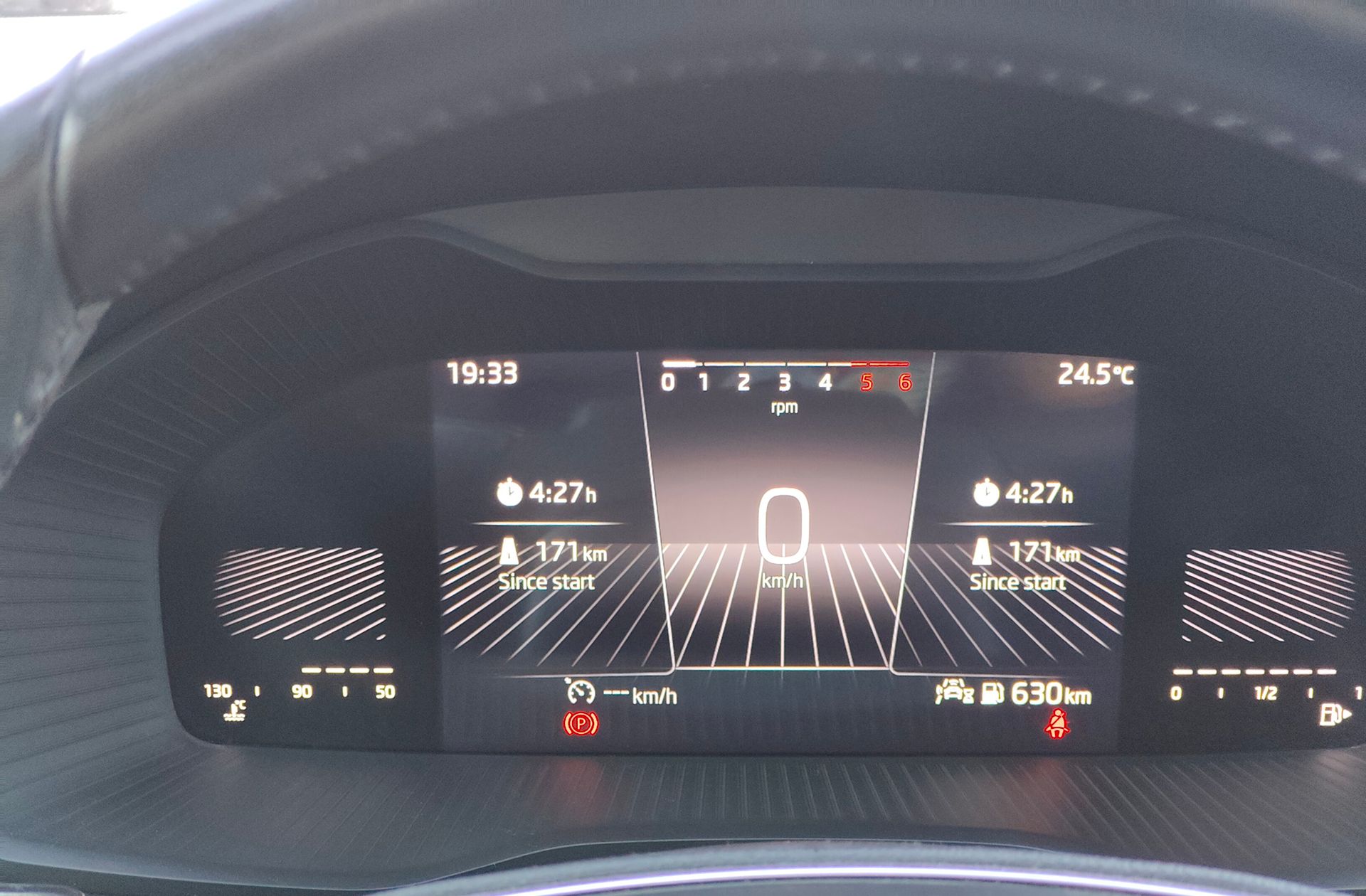Škoda Karoq 2.0 TDI Selection - foto 26
