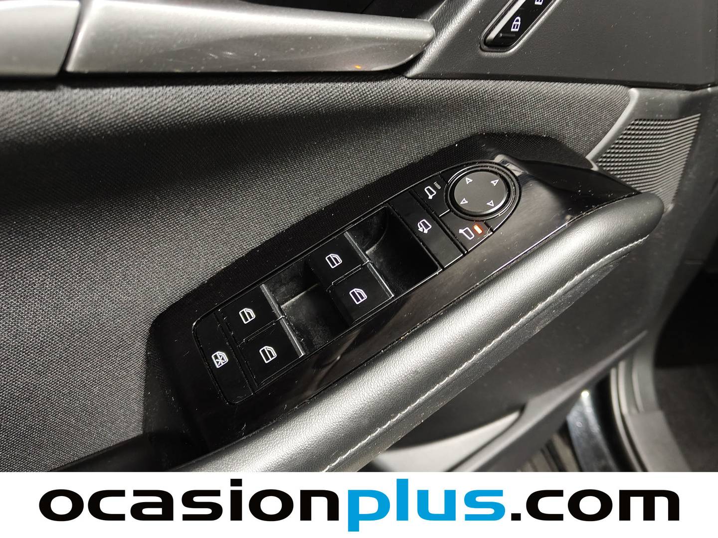 Foto Mazda CX-30 Mazda CX-30 2.5 e-Skyactive G MHEV Prime-Line (140 CV)