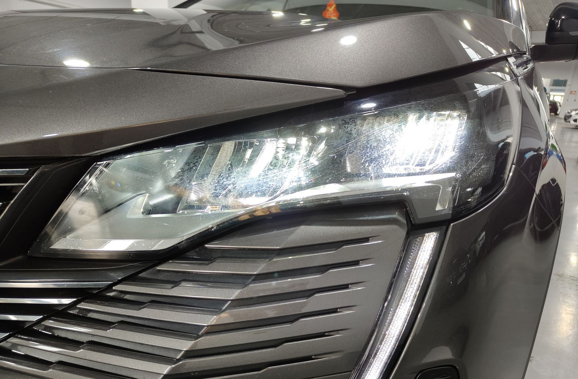 Peugeot 3008 300 Allure Pack e-EAT8 - foto 17