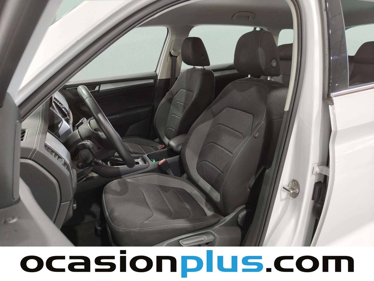 Foto asientos delanteros Skoda Kodiaq Skoda Kodiaq 1.5 TSI Ambition 4x2 DSG (150 CV) 7 Plazas
