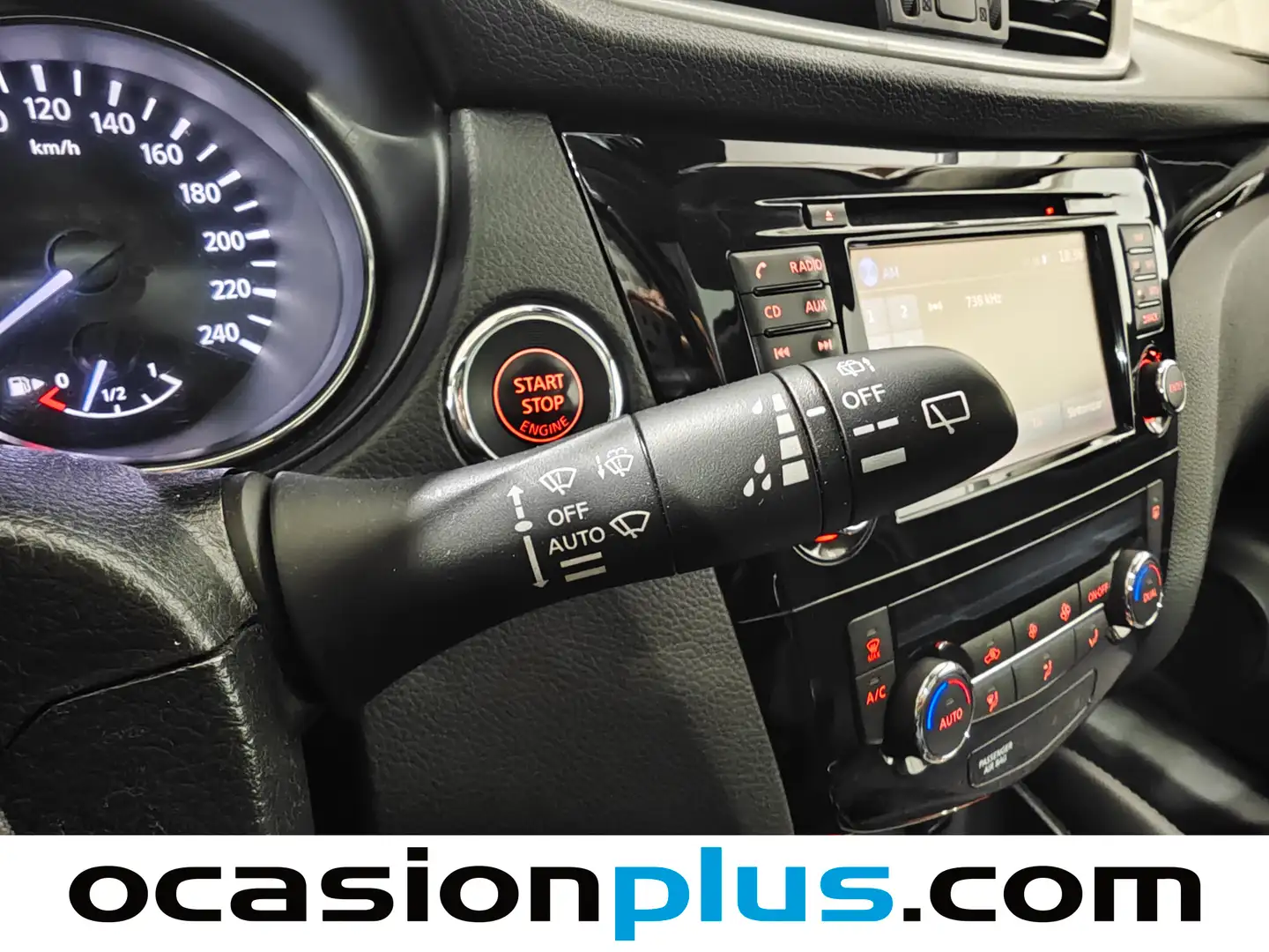 Foto Nissan QASHQAI Nissan Qashqai 1.5 dCi N-Connecta 4x2 (110 CV)