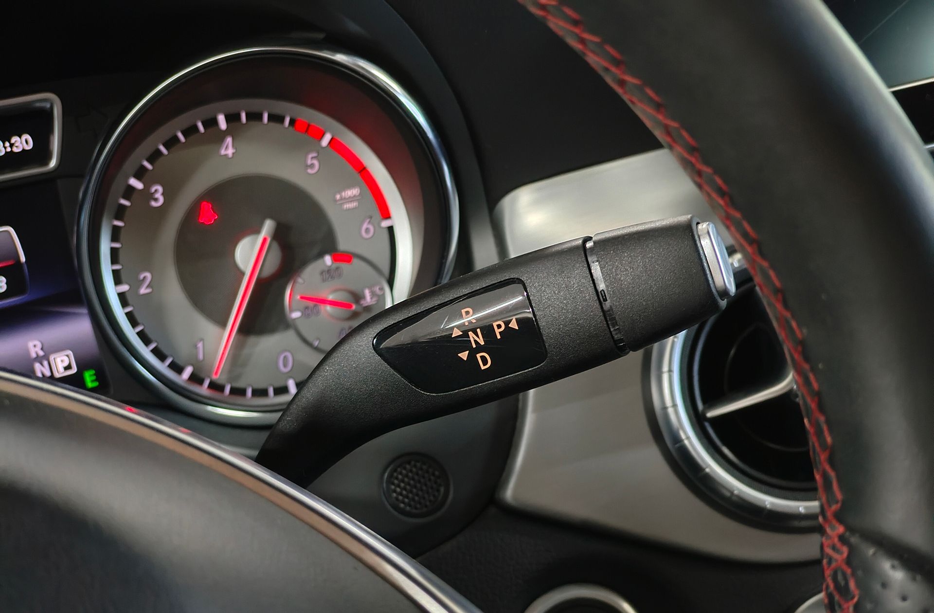 Mercedes-Benz CLA Shooting Brake 200 CDI Urban - foto 5