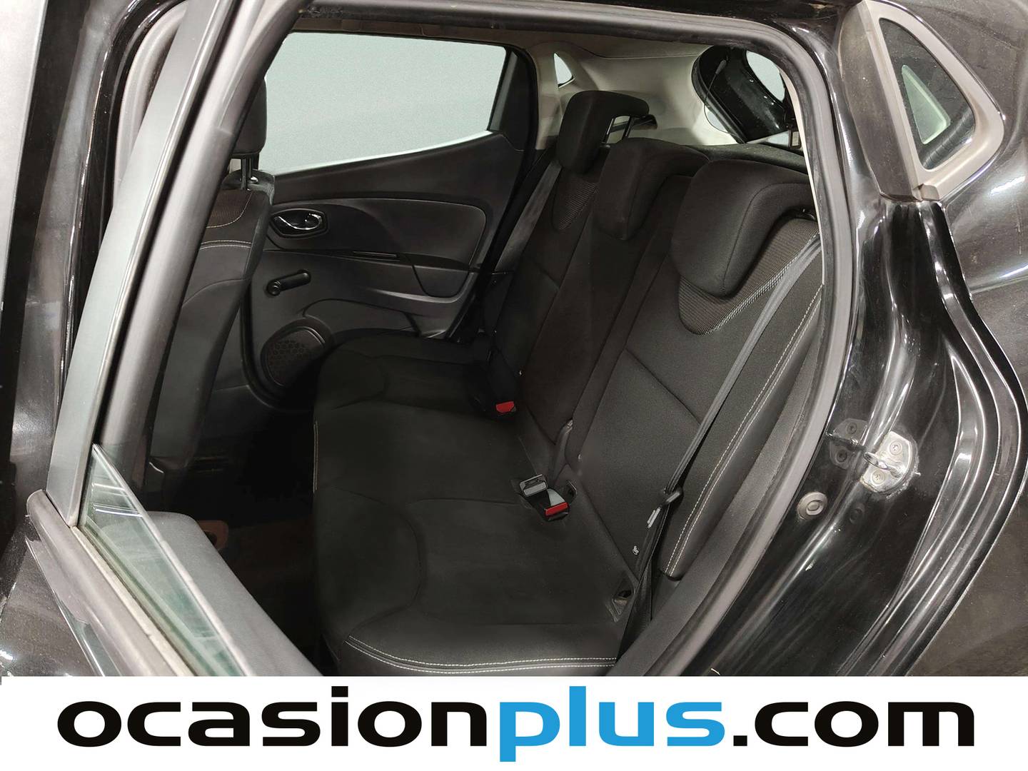Foto asientos traseros Renault Clio Renault Clio Expression 1.2 16v (75 CV)