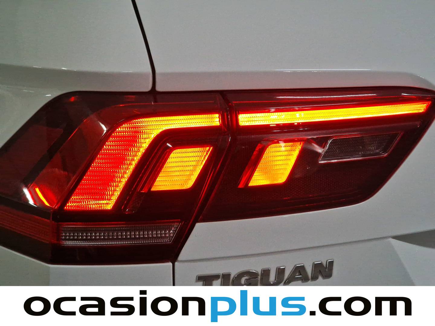 Volkswagen Tiguan Volkswagen Tiguan Advance 2.0 TDI BMT (115 CV) Pack R-Line 2017