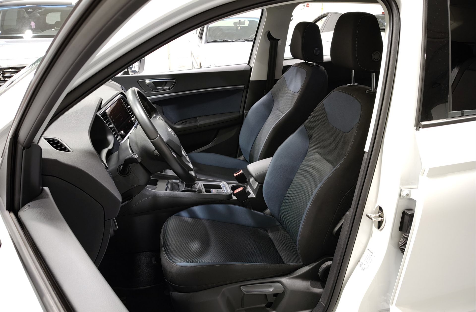 SEAT Ateca 1.6 TDI Ecomotive Style - foto 11