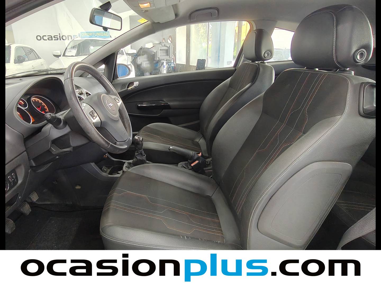 Foto asientos delanteros Opel Corsa Opel Corsa 1.2 S&S Selective (85 CV)
