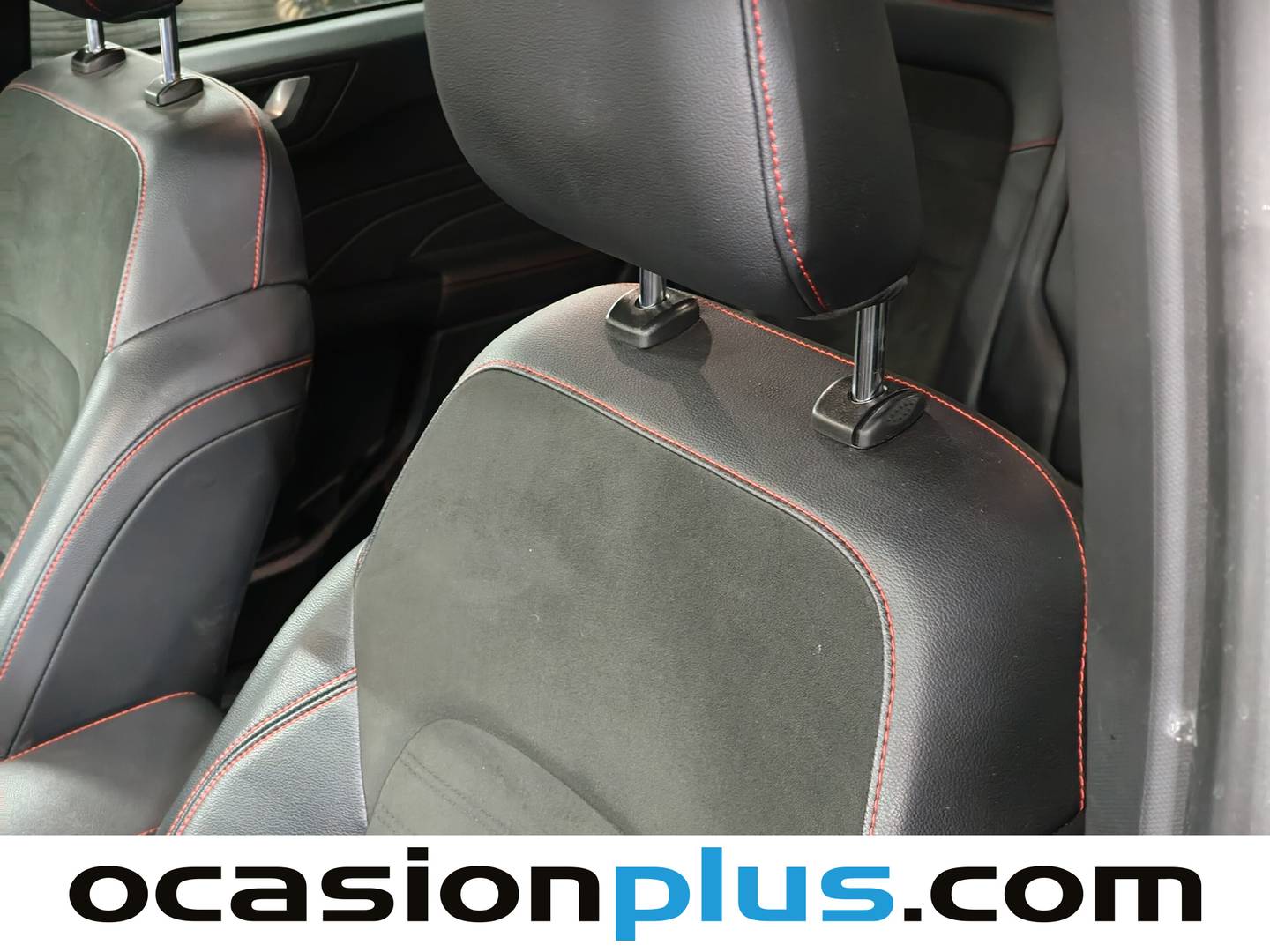 Extras y acabados del Ford Kuga Ford Kuga 2.5 Duratec PHEV ST-Line X Auto  (225 CV)