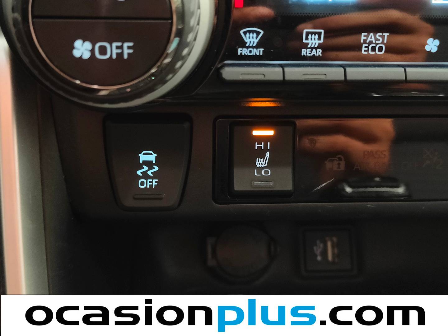 Equipamiento del Toyota Rav4 Toyota Rav4 2.5 hybrid 220H Style e-CVT (218 CV)