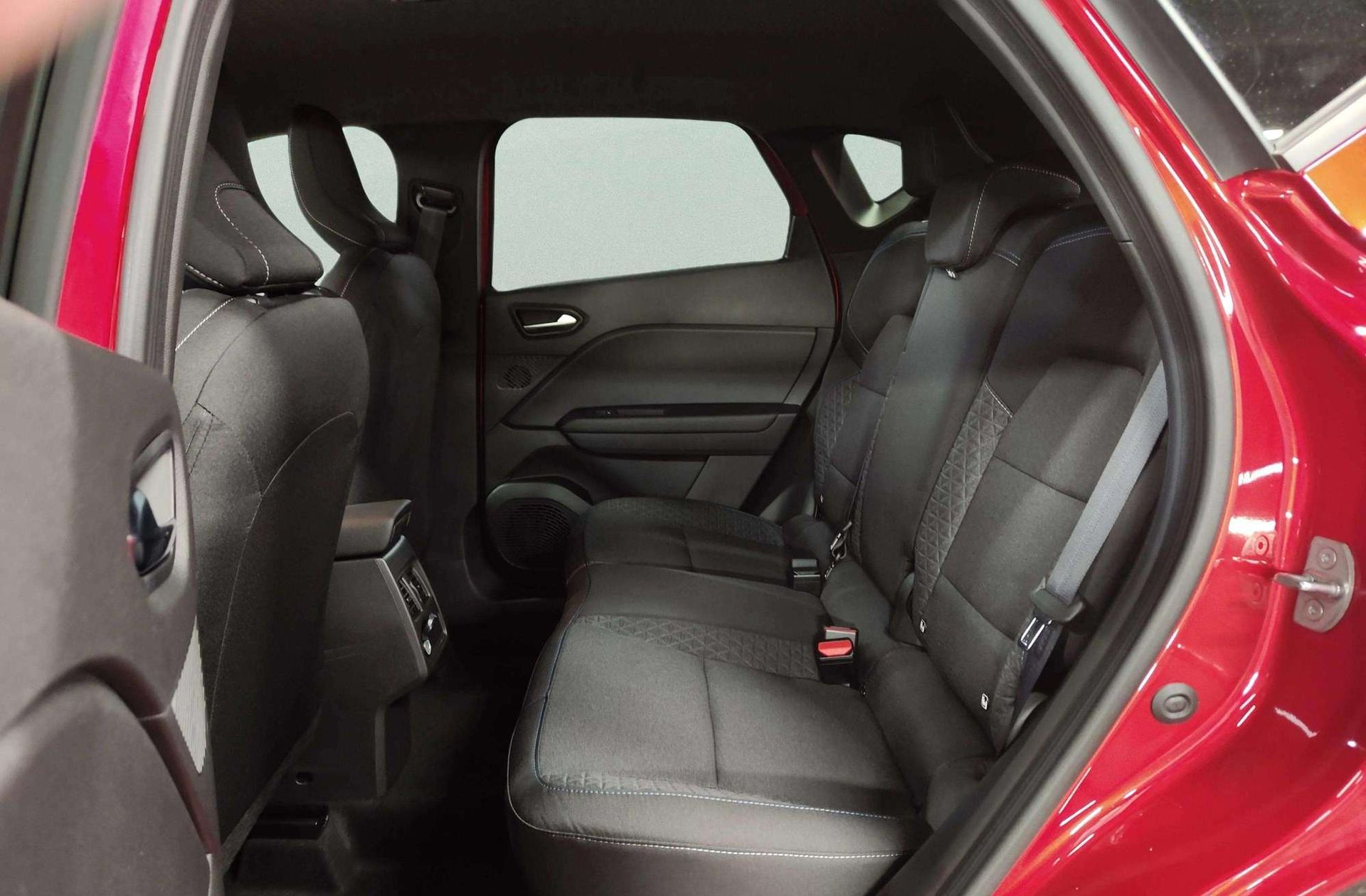 Renault Captur Evolution E-Tech full hybrid - foto 15