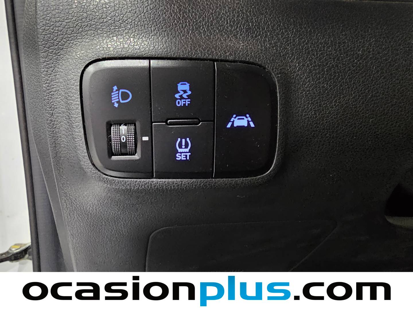 Extras del Hyundai i10 Hyundai i10 1.2 Tecno 2C (84 CV)