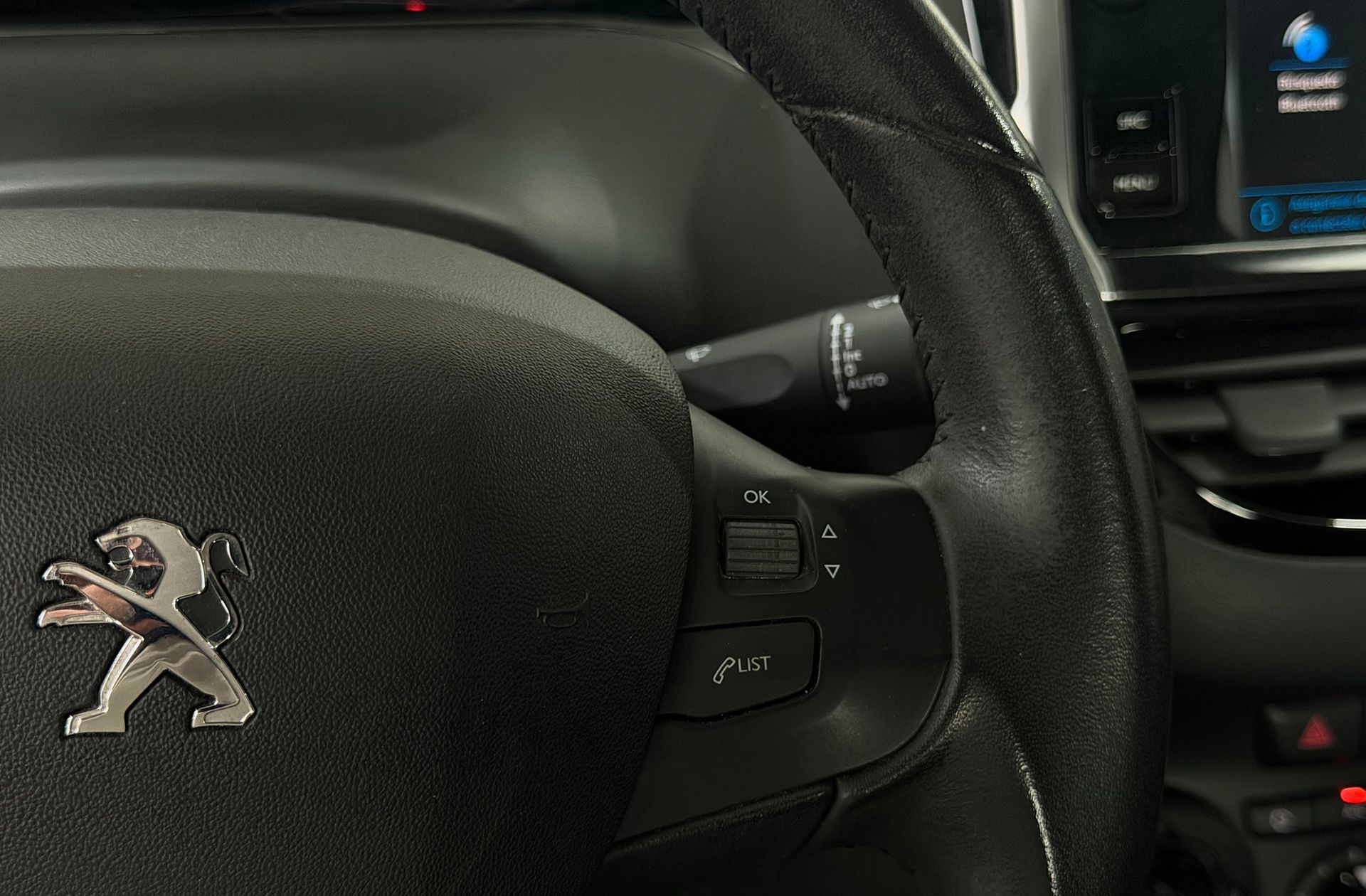 Peugeot 208 PureTech Signature - foto 25