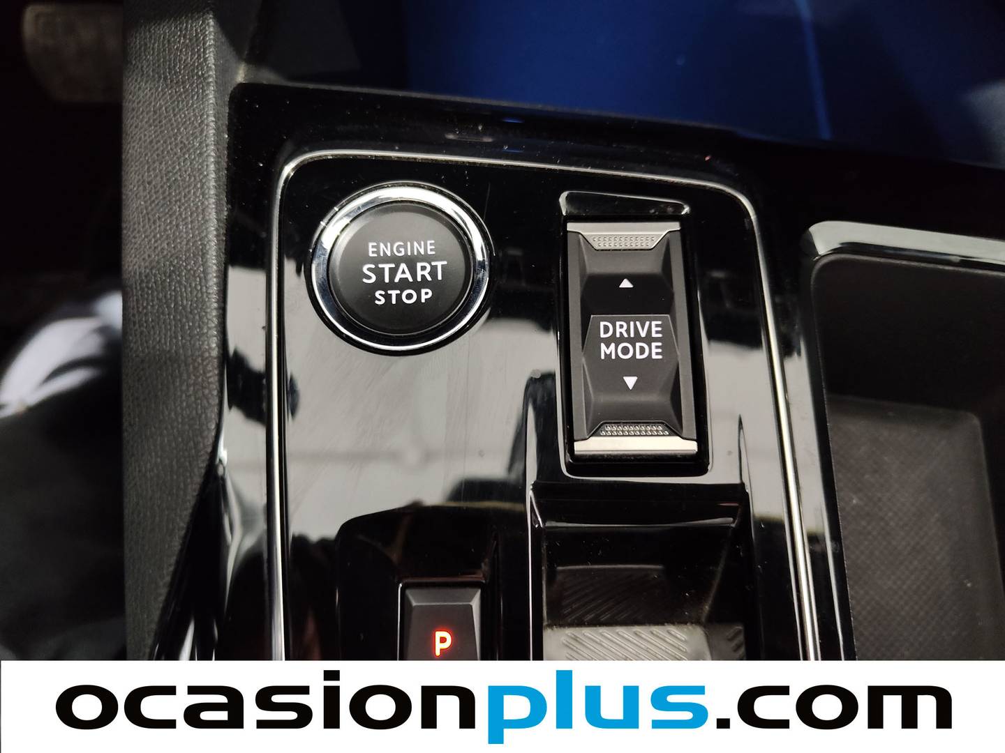 Foto Peugeot 5008 Peugeot 5008 PureTech 130 S&S Allure Pack EAT8 (130 CV) 7 Plazas