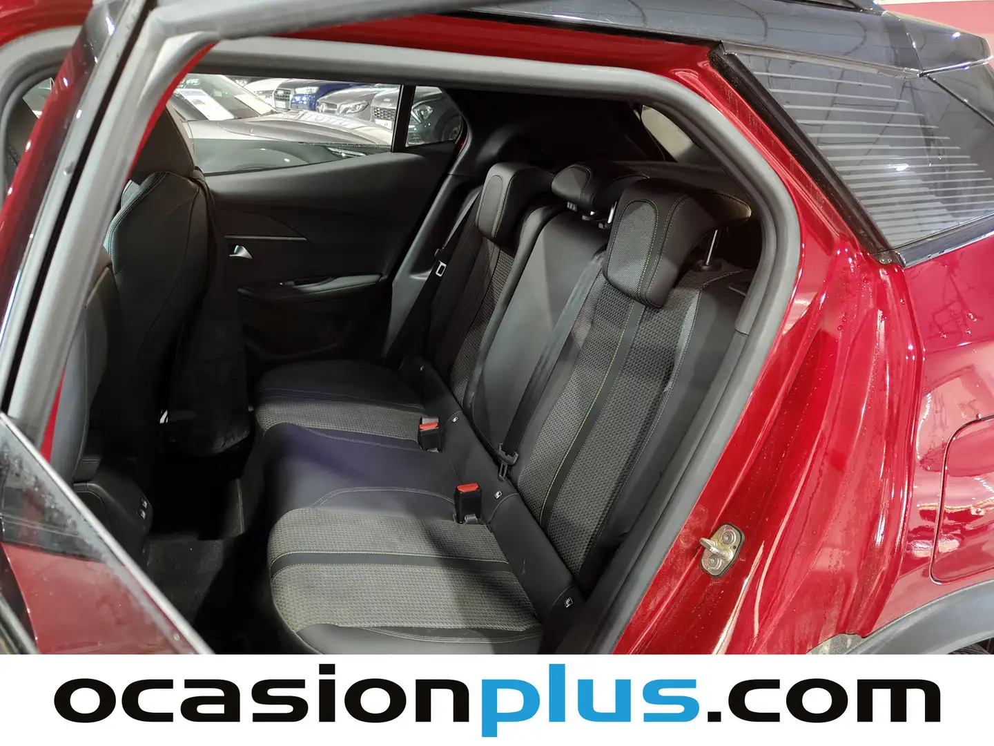 Foto Peugeot 2008 Peugeot 2008 PureTech 130 S&S GT (130 CV)