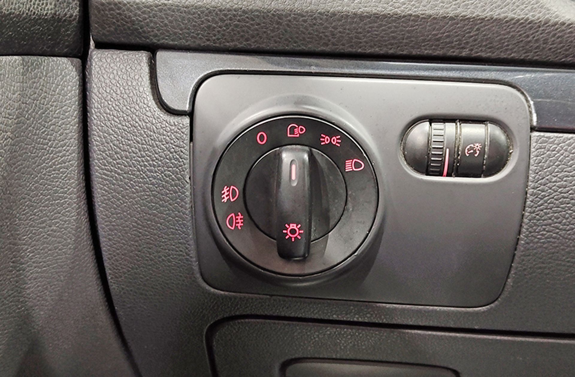 Volkswagen Golf GT 2.0 TDI - foto 19