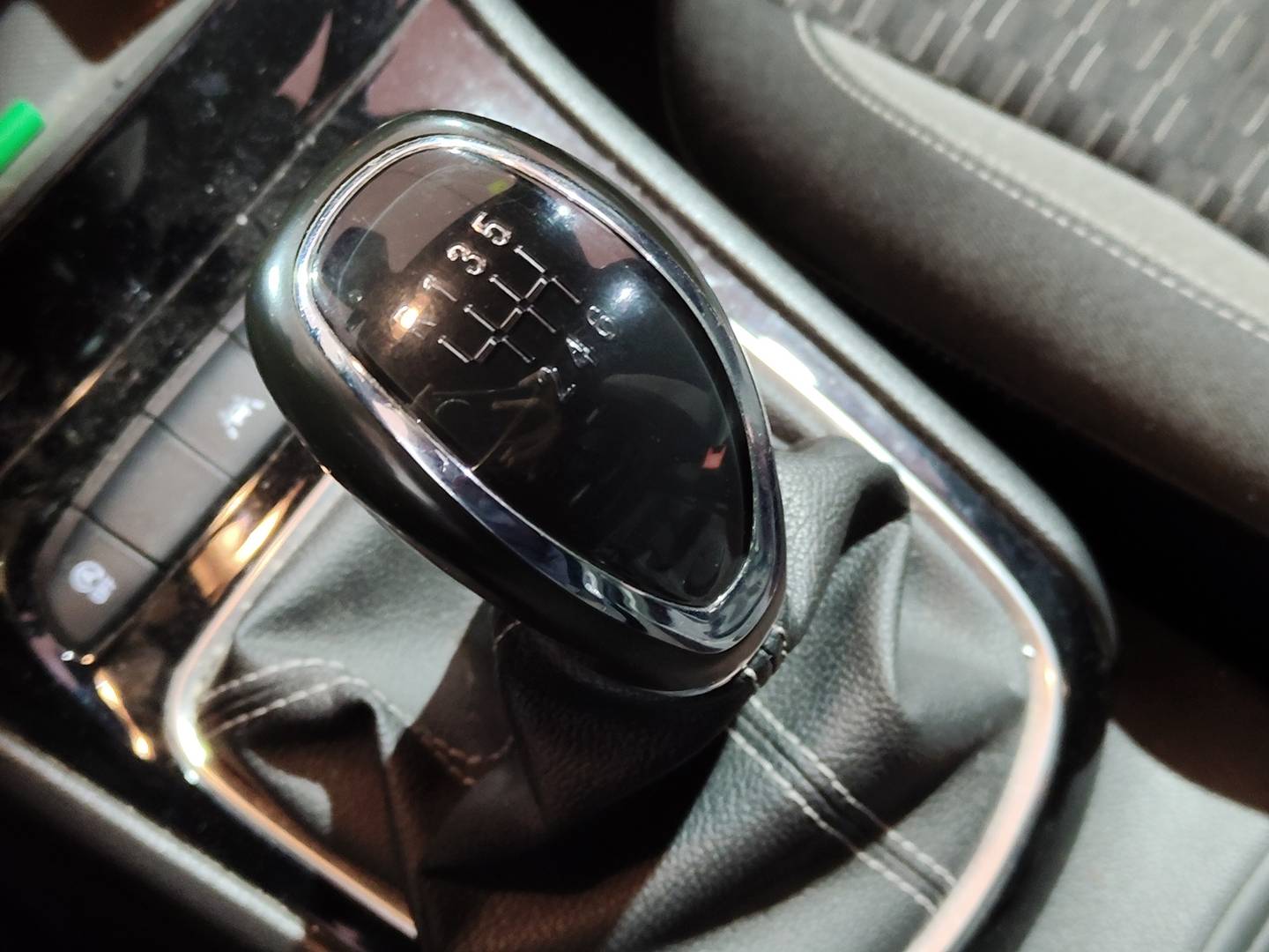 Foto Opel Astra Opel Astra 1.5 D DVH GS Line (122 CV)