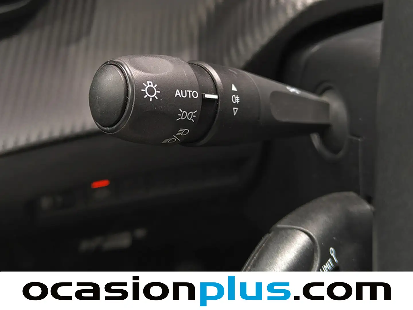 Foto Peugeot 2008 Peugeot 2008 PureTech 100 S&S Allure  (100 CV)