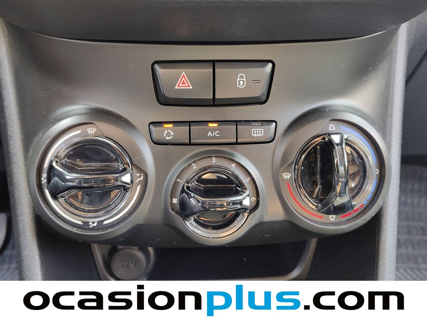 Equipamiento del Peugeot 2008 Peugeot 2008 PureTech 82 Access (82 CV)