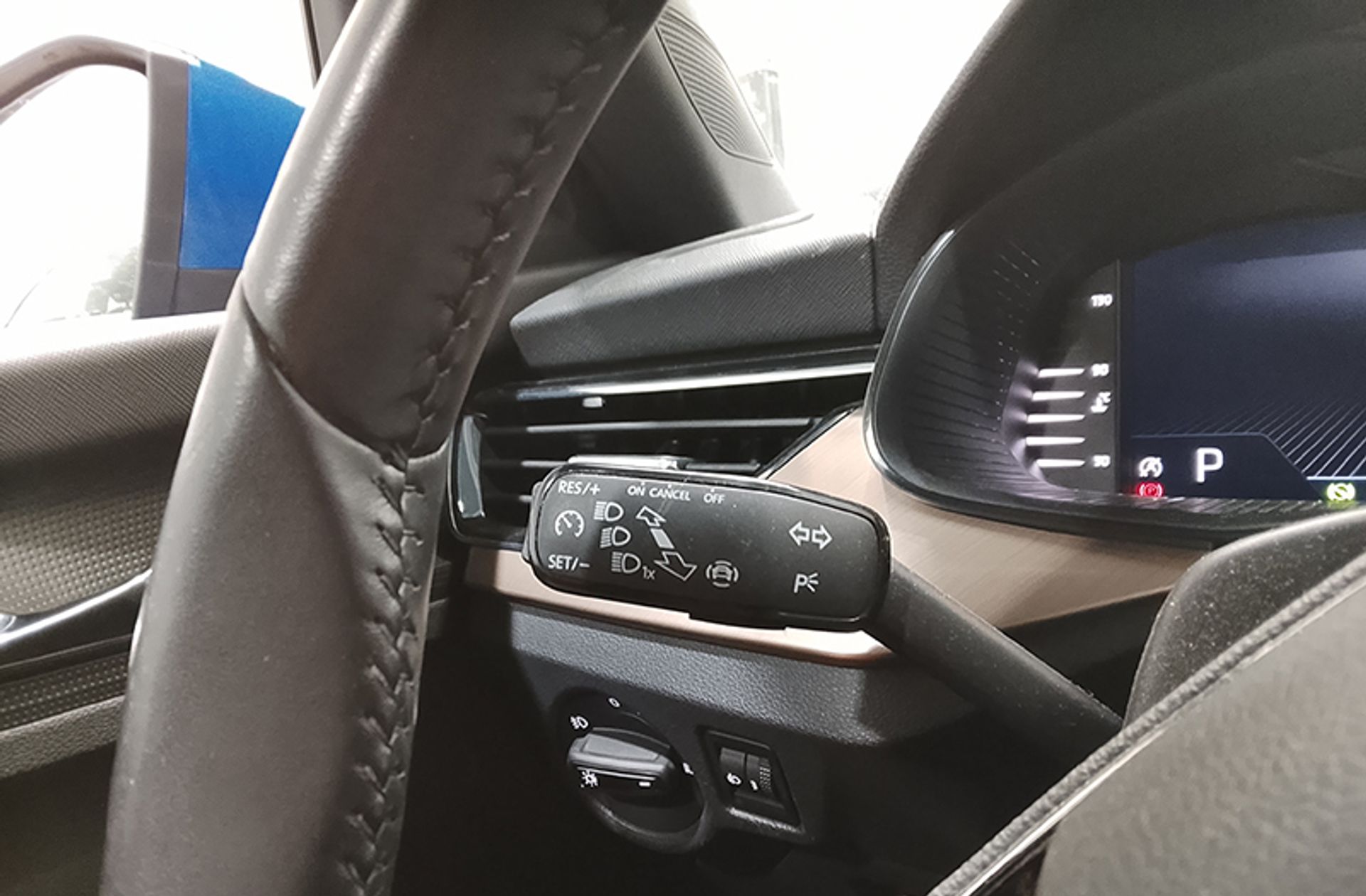 Škoda Scala 1.5 TSI Style DSG - foto 22