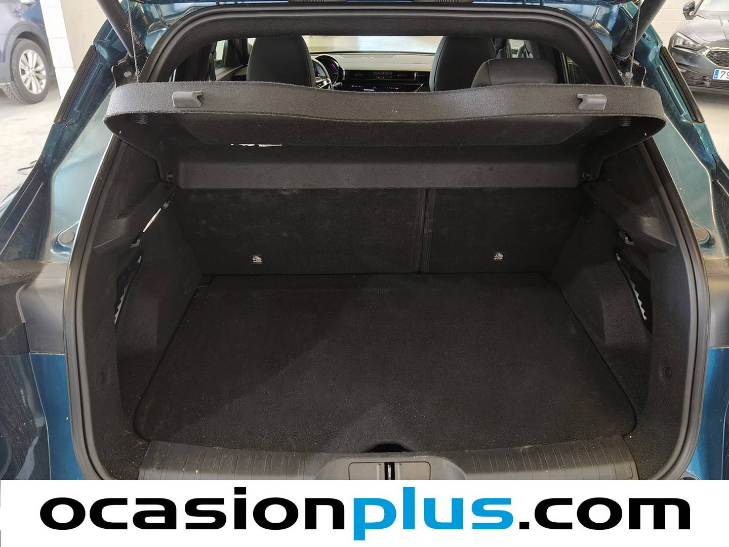 Foto Alfa Romeo Junior Alfa Romeo Junior 1.2 Ibrida Speciale Auto (136 CV)