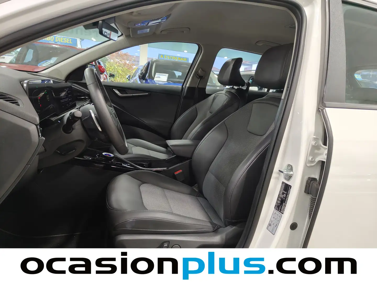 Foto KIA Niro Kia Niro 1.6 GDi HEV Drive (141 CV)