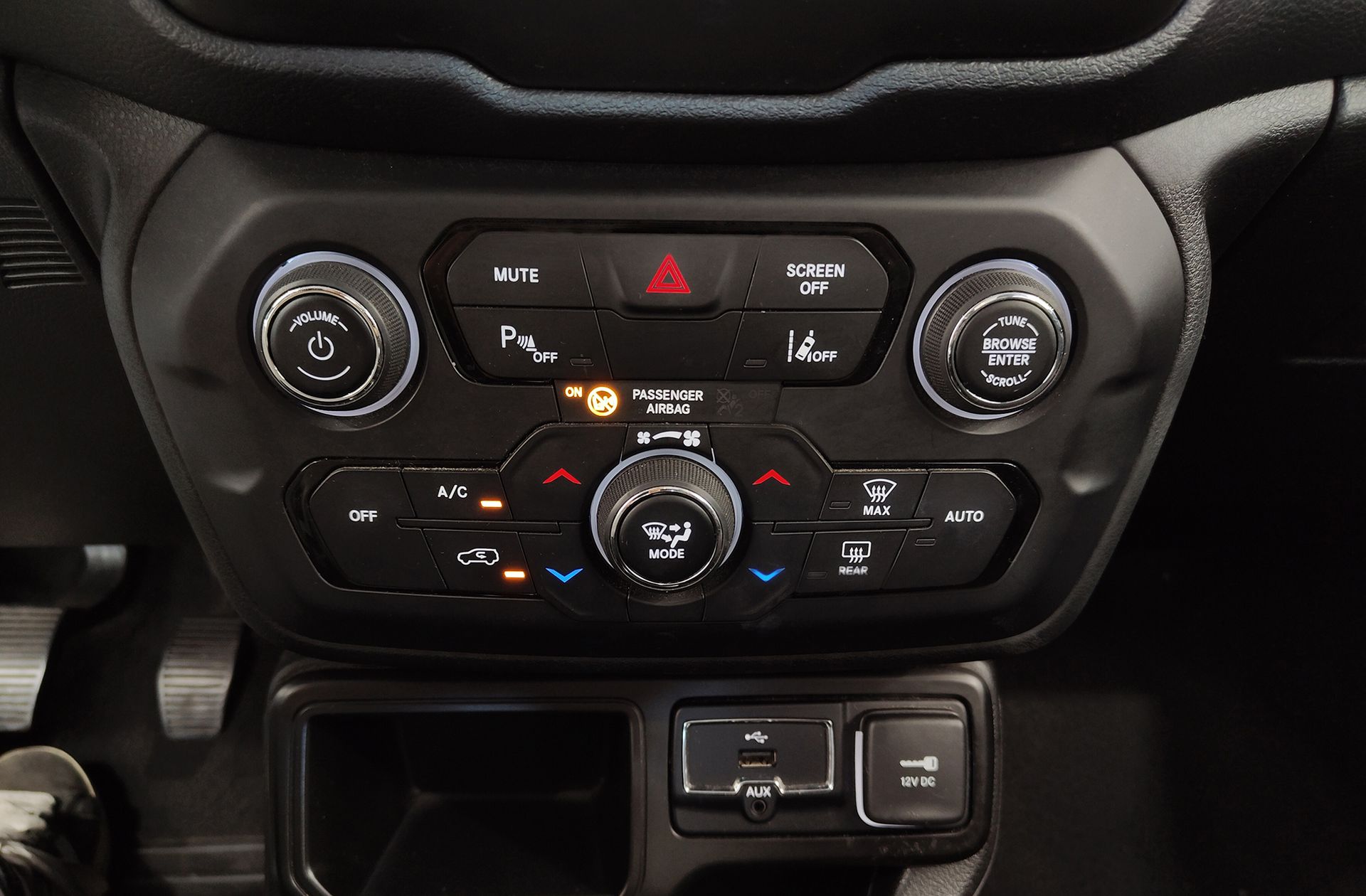 Jeep Renegade 1.0G Limited 4x2 - foto 25