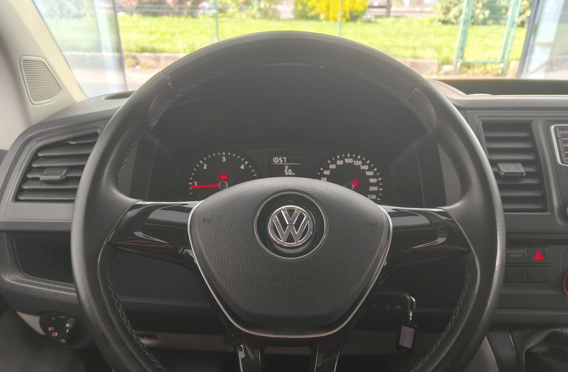 Volkswagen Caravelle Trendline Batalla Corta 2.0 TDI BMT Camperizada - foto 18