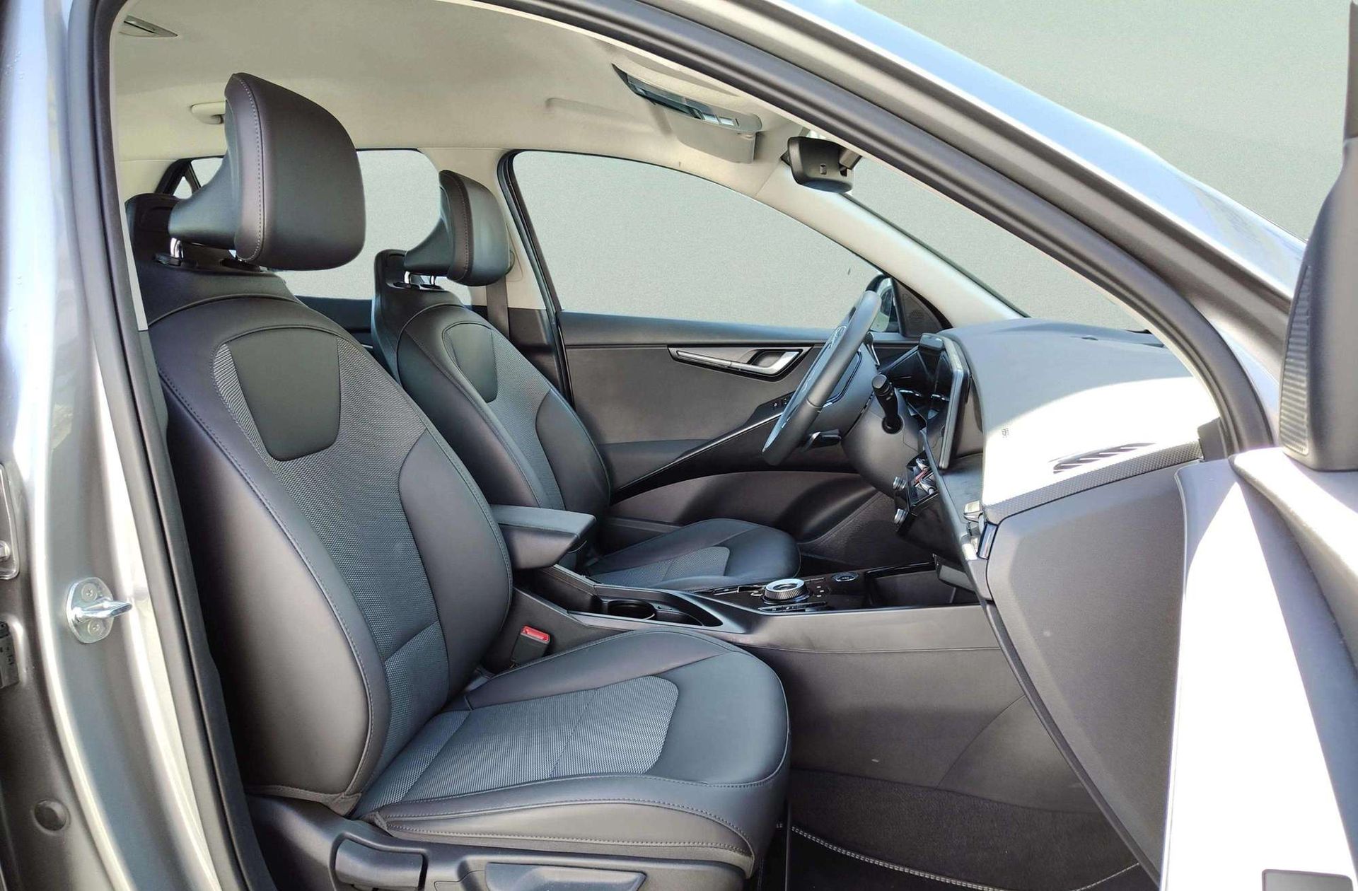 Kia Niro 1.6 GDi HEV Híbrido Drive - foto 22
