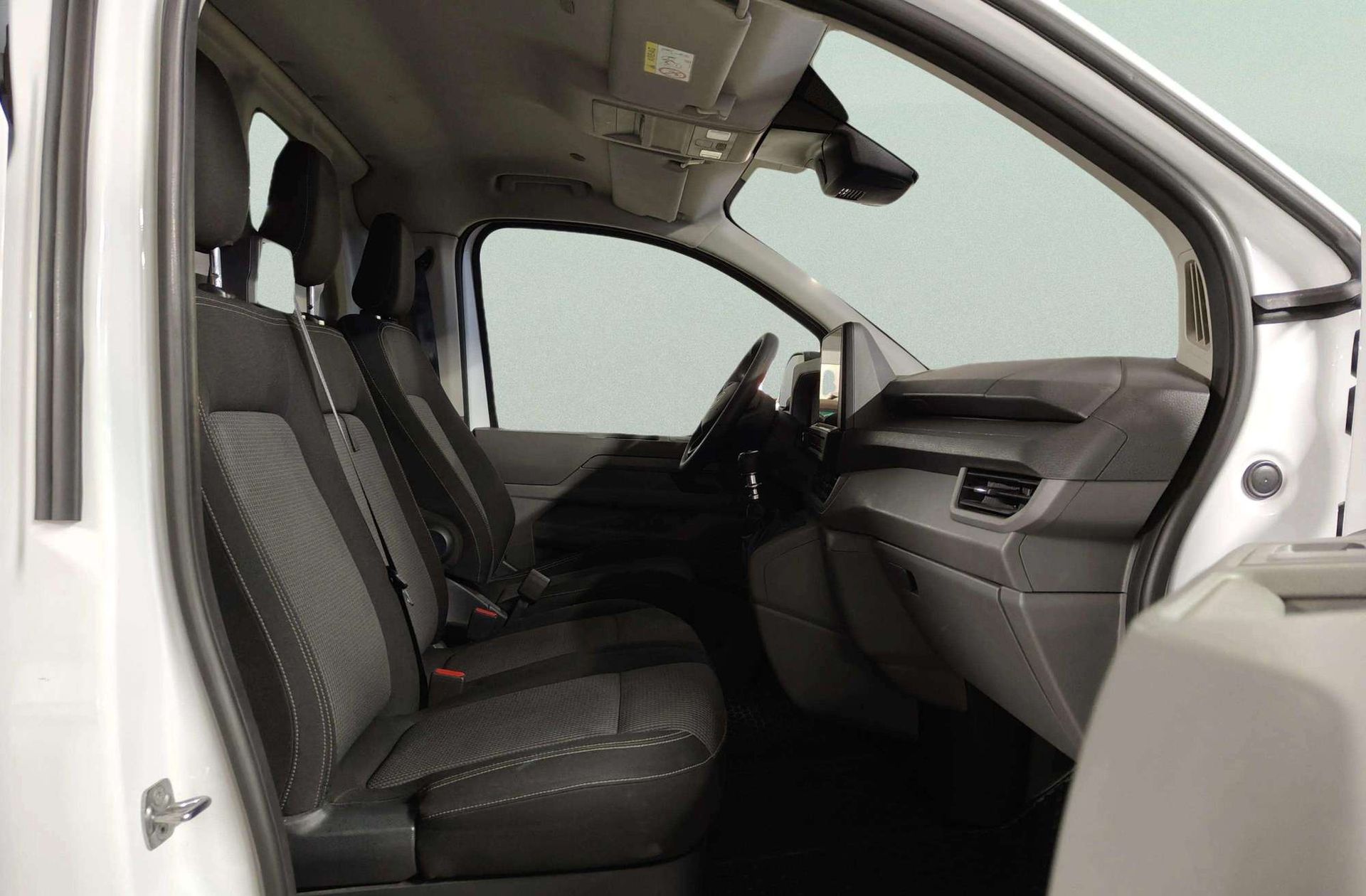 Volkswagen Transporter Furgon Batalla Corta TN 2.0 TDI - foto 17