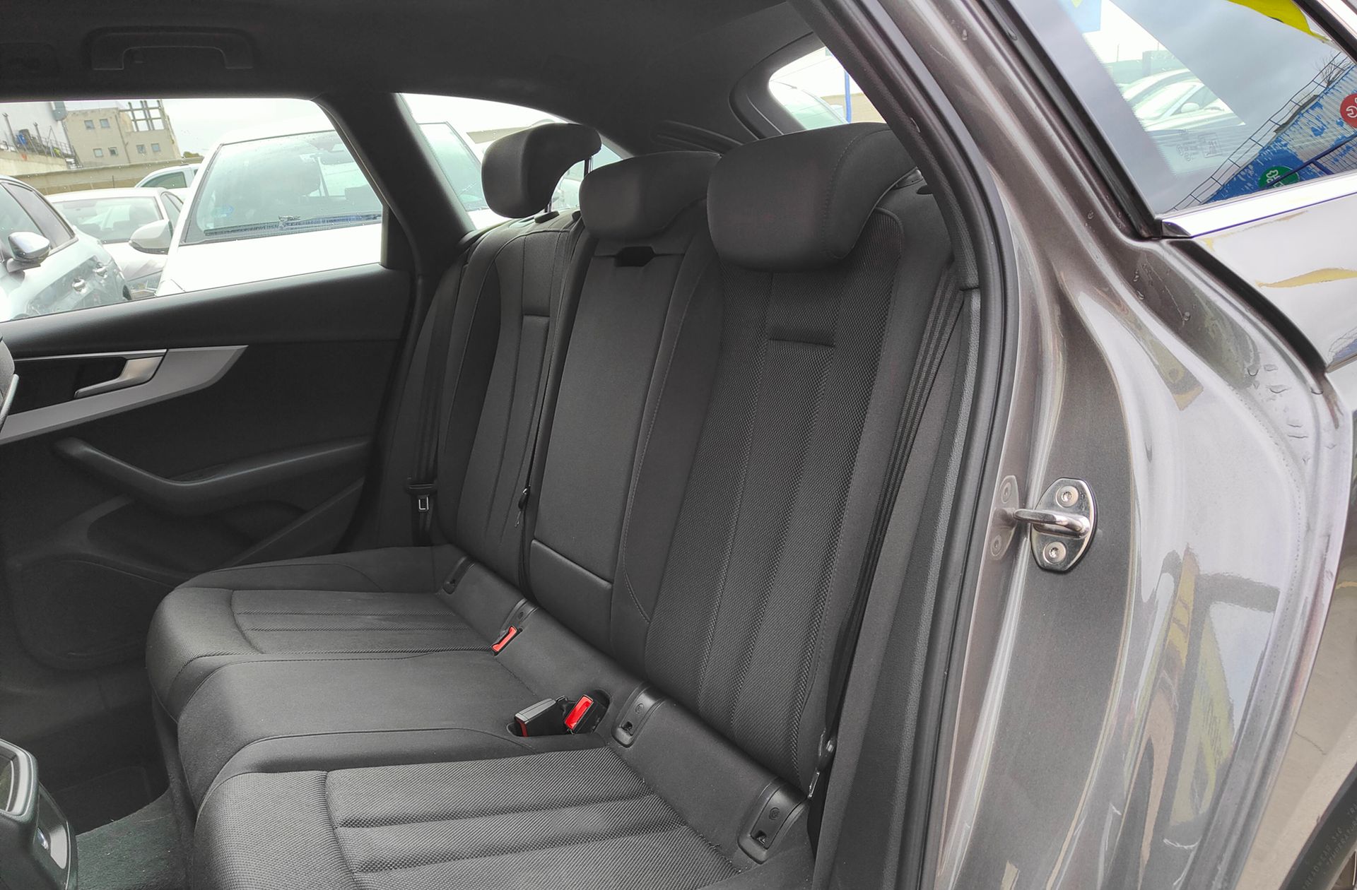 Audi A4 Avant Advanced 40 TDI S Tronic - foto 12