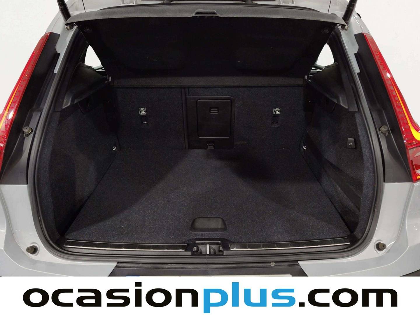 Fotos maletero Volvo XC40 Volvo XC40 D3 Business Plus AWD Auto (150 CV)