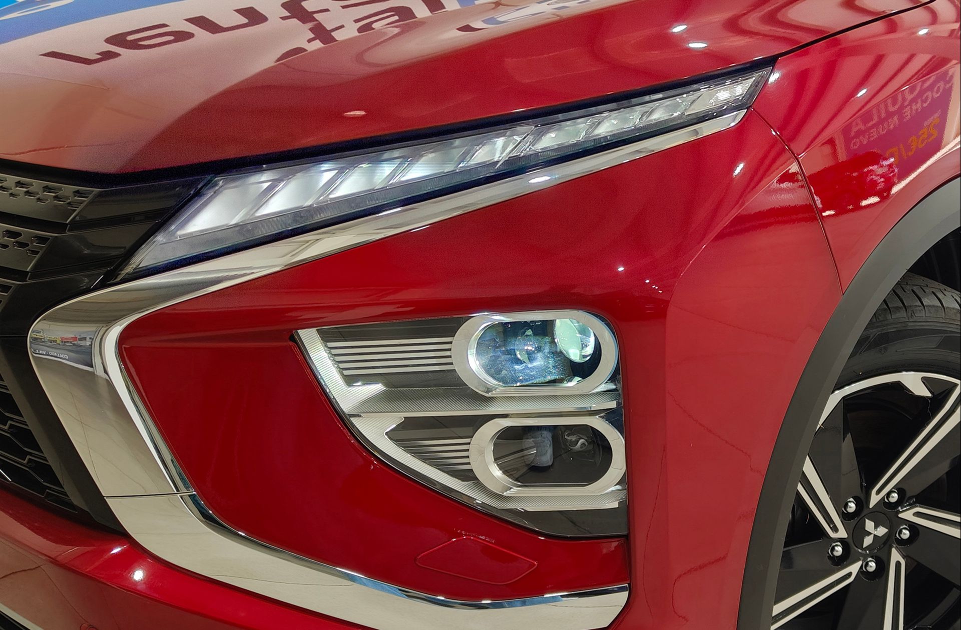 Mitsubishi Eclipse Cross 2.4 PHEV Kaiteki 4WD - foto 17