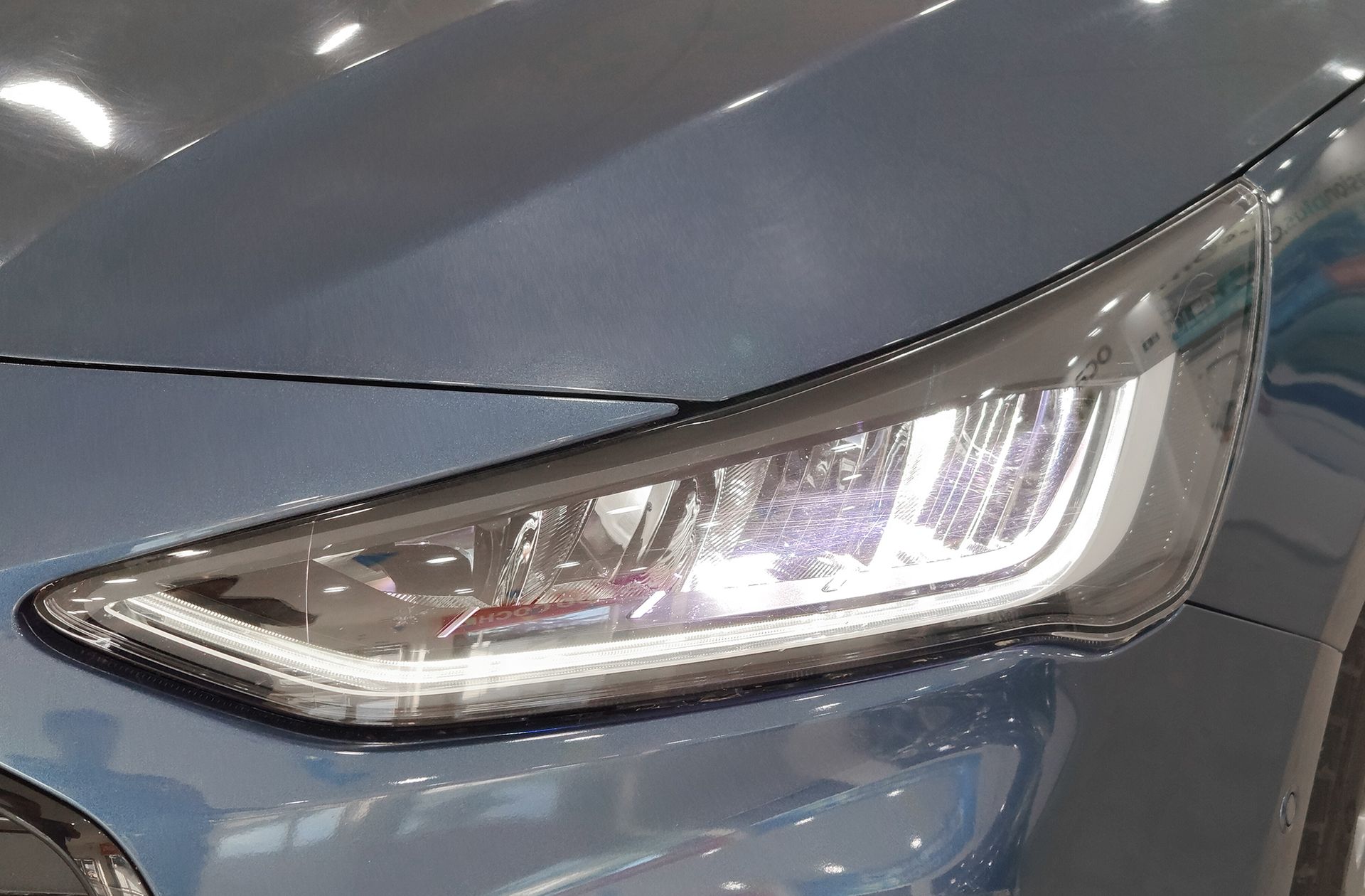 Ford Focus 1.0 EcoBoost MHEV ST-Line - foto 17