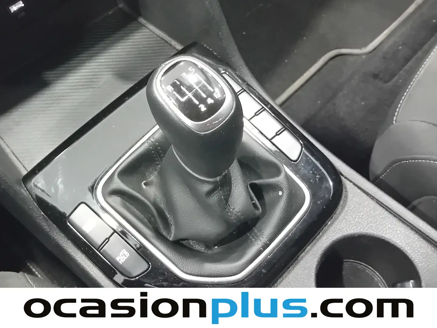 Foto KIA Sportage Kia Sportage 1.6 CRDi MHEV Business 4x2 (136 CV)