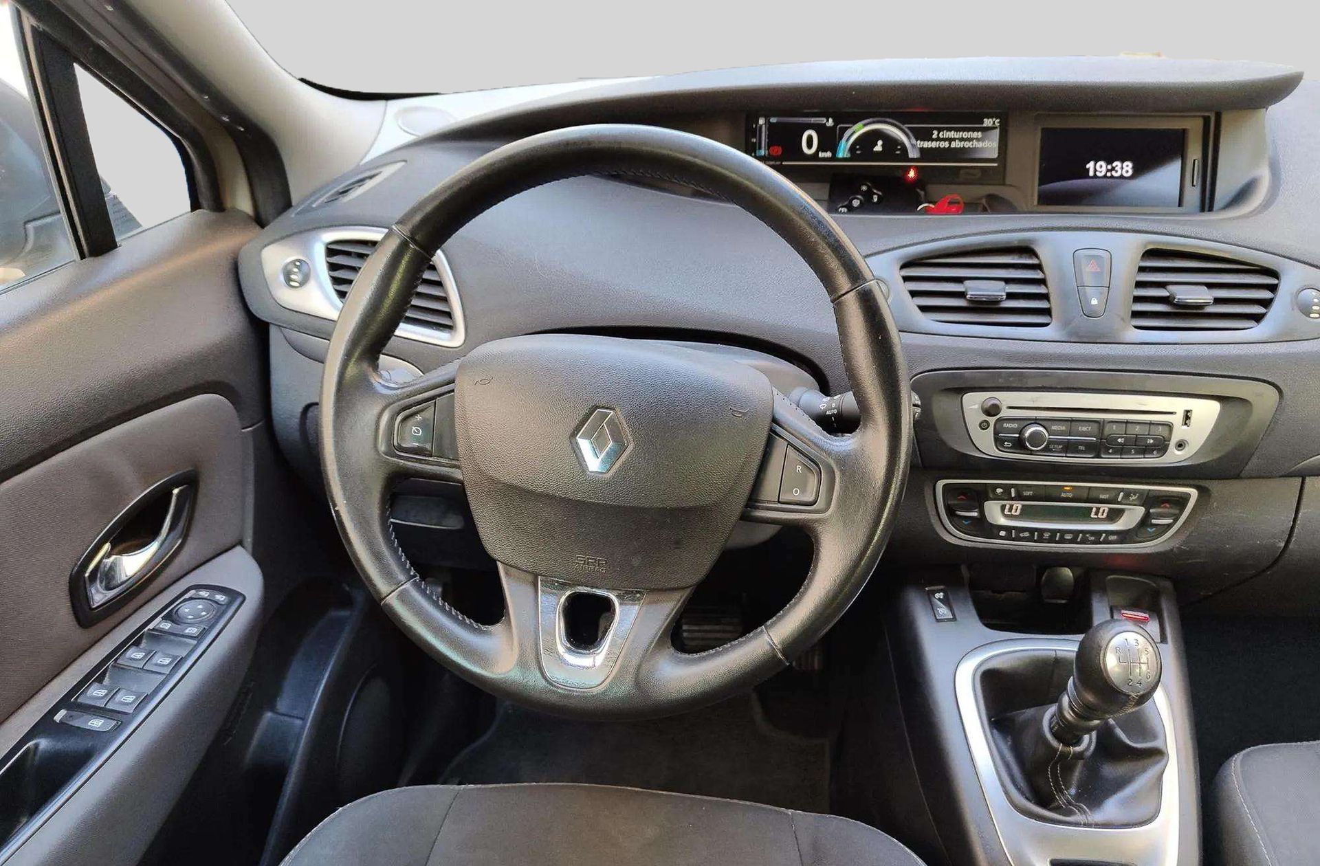 Renault Scénic 1.6 dCi Energy Limited - foto 17