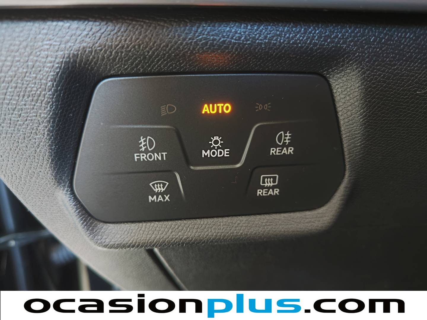 Foto Seat León SEAT León 1.5 eTSI S&S FR Special Edition Vision DSG  (150 CV)