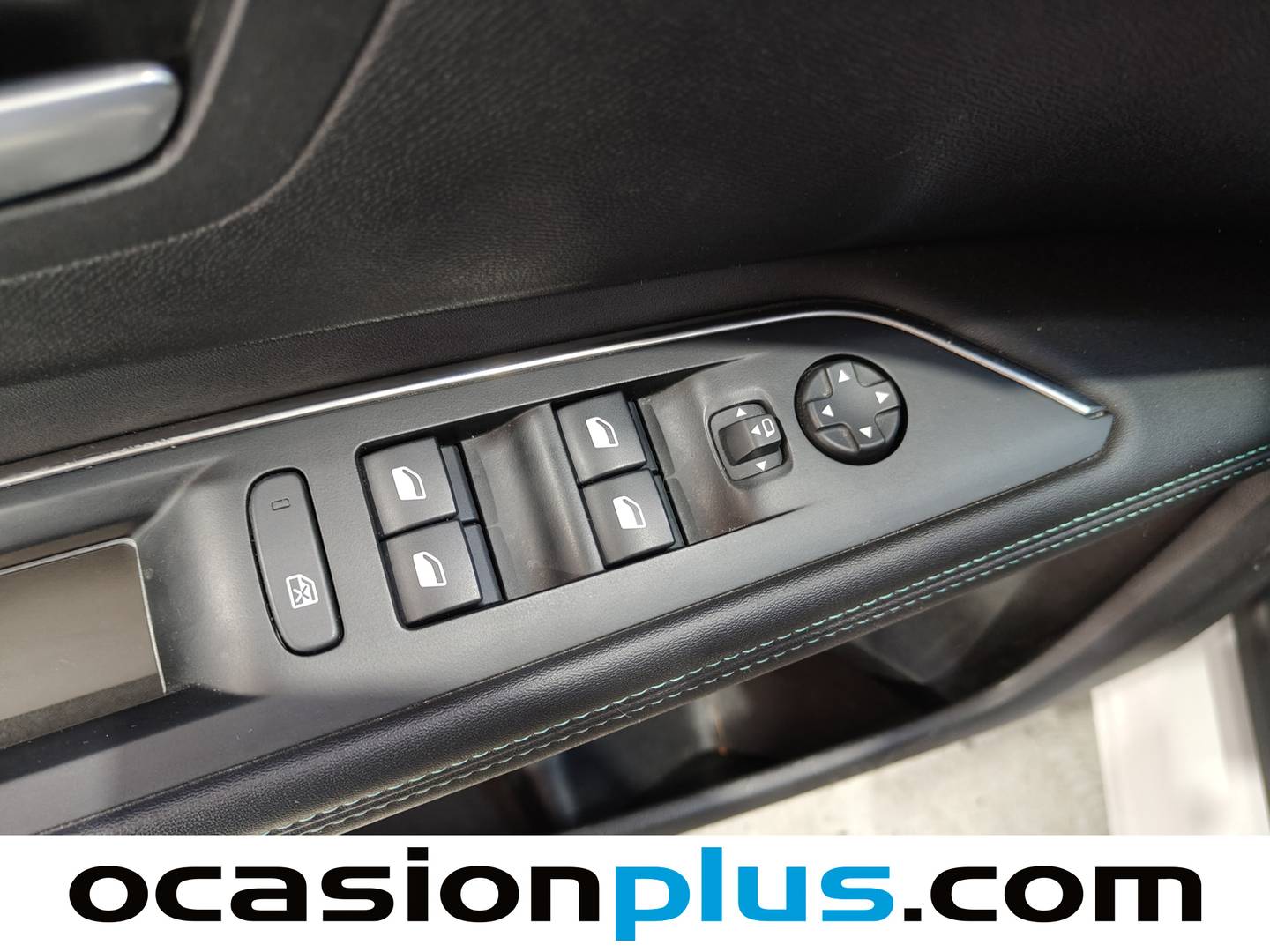 Foto Peugeot 3008 Hybrid Peugeot 3008 Hybrid 300 Allure Pack e-EAT8 (300 CV)