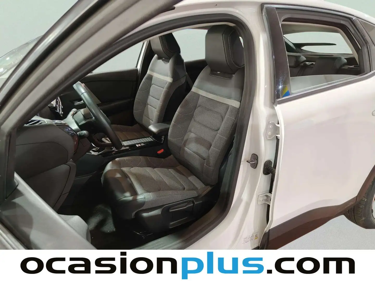 Foto Citroën C4 Citroen C4 PureTech 130 S&S 6v Feel Pack (130 CV)