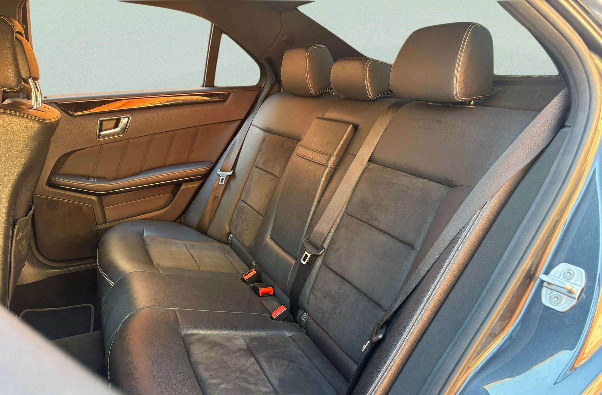 Mercedes-Benz Clase E E 220 CDI Blue Efficiency Avantgarde Pack AMG - foto 13