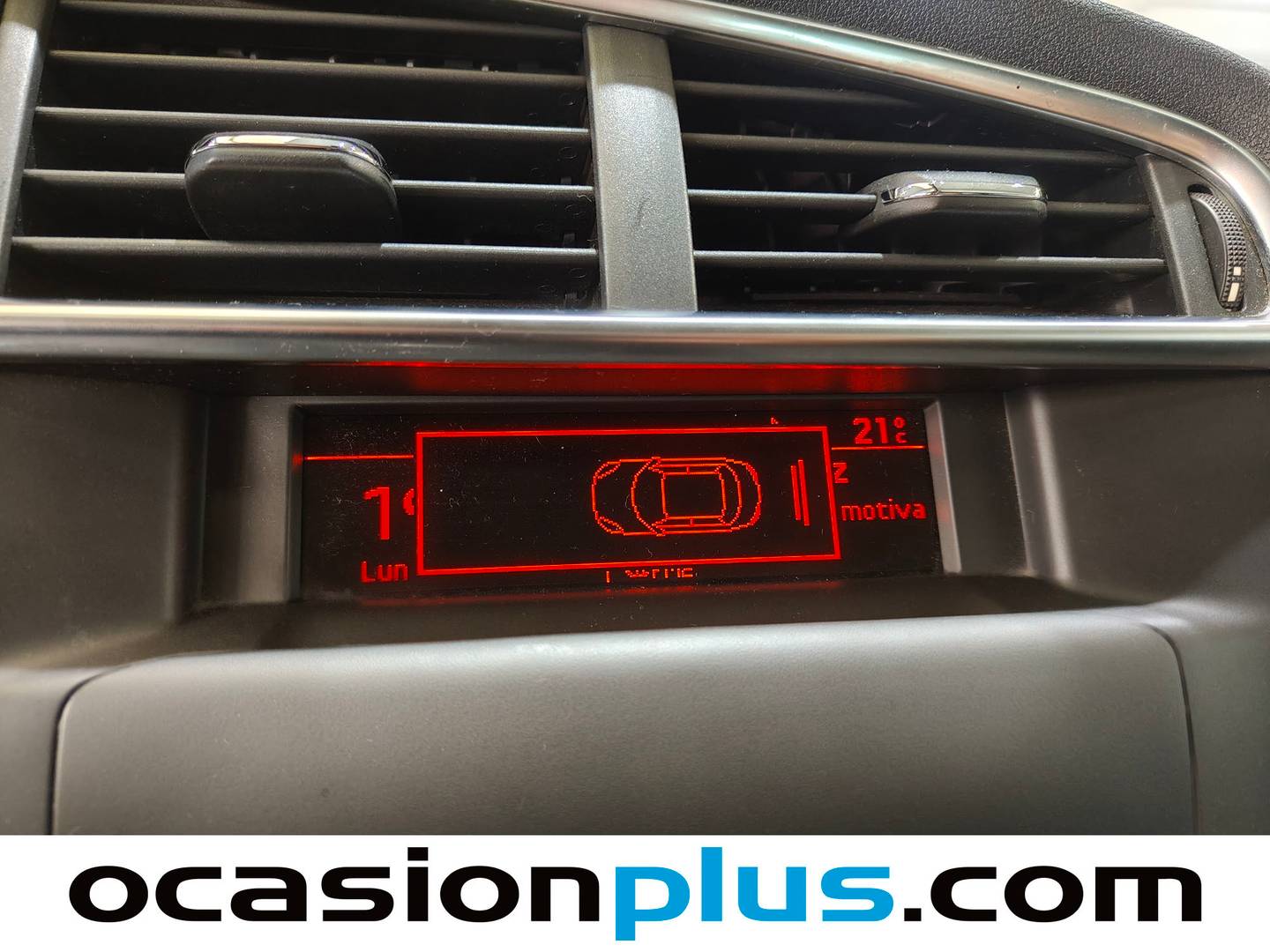 Extras y acabados del Citroën C4 Citroën C4 PureTech 130 S&S Collection (130 CV)