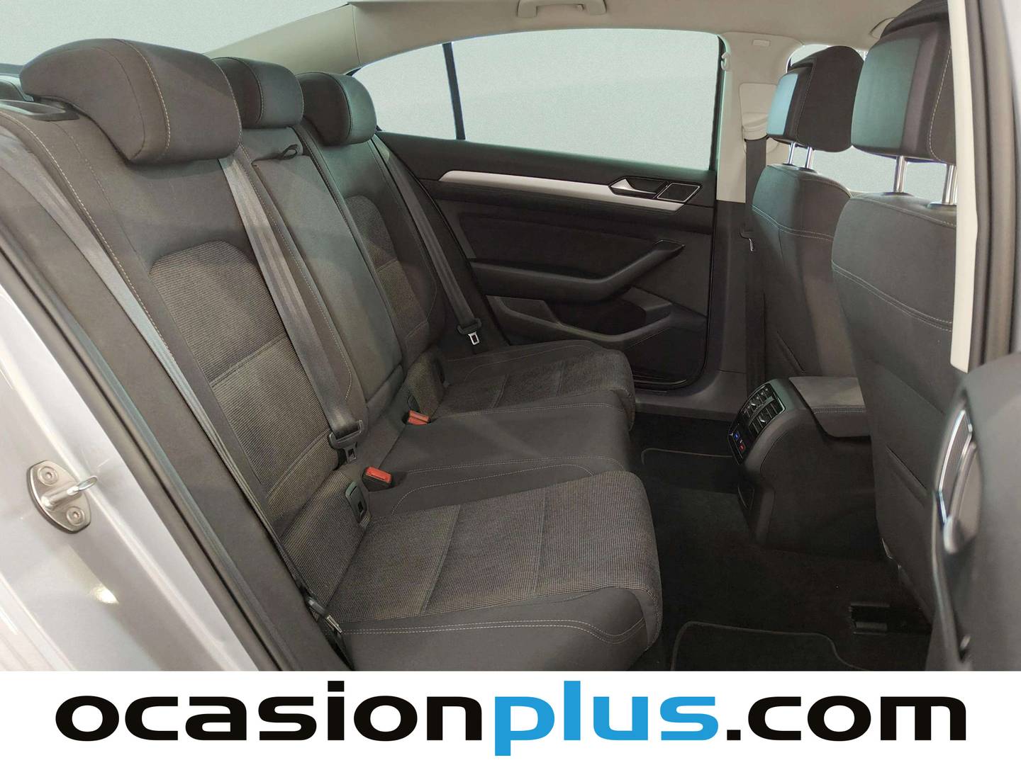 Volkswagen Passat Volkswagen Passat Advance 2.0 TDI (150 CV) DSG km 0